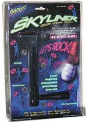 Skyliner 5000 - holografické nápisy